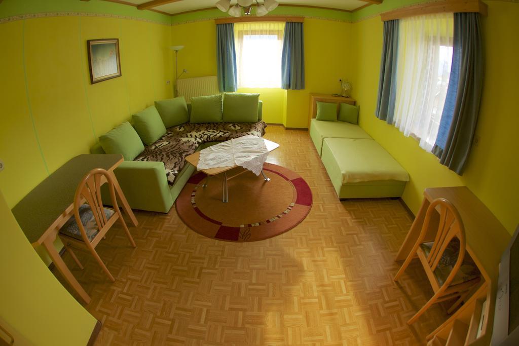 Apartament Haus Stoeffler Reisach Pokój zdjęcie