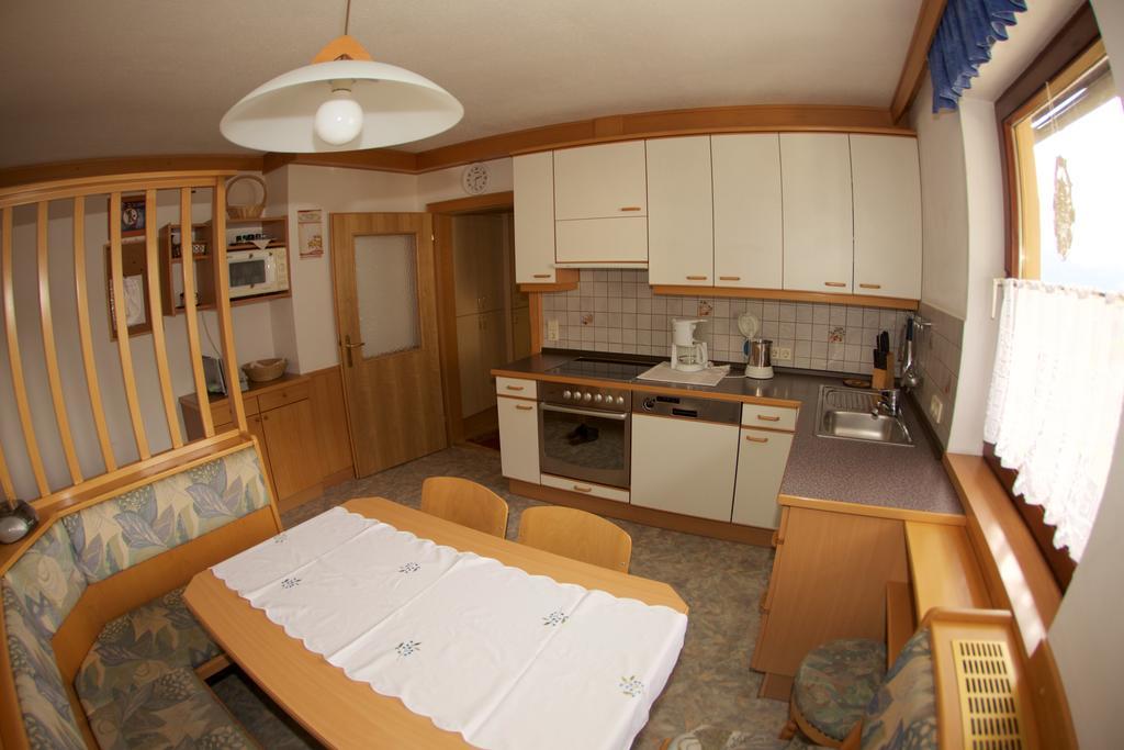 Apartament Haus Stoeffler Reisach Pokój zdjęcie
